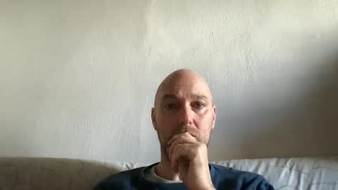 giannipaciotti online show from April 6, 8:37 am