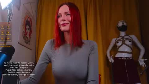 Snapshot of giantess_eva chatting on November 12, 5:46 pm Eva online show from November 12, 5:46 pm