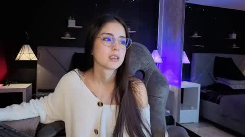 Gia online show from October 17, 12:30 pm