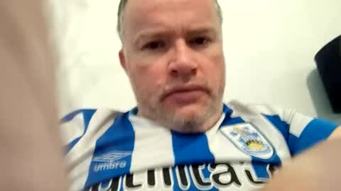 Snapshot of giddyup2222222 chatting on November 19, 10:48 am giddyup2222222 online show from November 19, 10:48 am