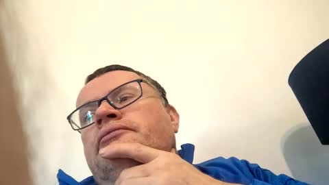 Snapshot of giddyup2222222 chatting on January 18, 1:04 pm giddyup2222222 online show from January 18, 1:04 pm