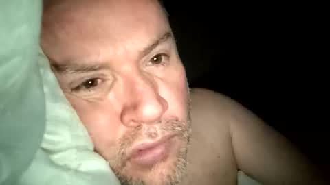 Snapshot of giddyup2222222 chatting on March 8, 5:44 am giddyup2222222 online show from March 8, 5:44 am