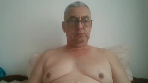 Snapshot of gigi1970 chatting on June 25, 7:02 am gigi1970 online show from June 25, 7:02 am