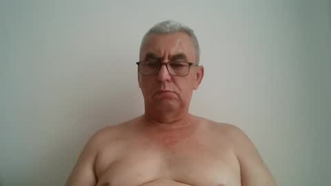Snapshot of gigi1970 chatting on June 27, 12:22 pm gigi1970 online show from June 27, 12:22 pm