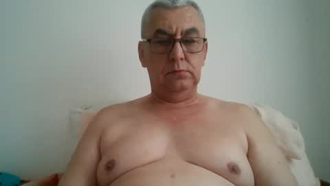 Snapshot of gigi1970 chatting on July 1, 8:16 am gigi1970 online show from July 1, 8:16 am