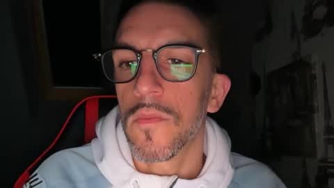 Snapshot of gigi59160 chatting on November 23, 3:50 am Gigi online show from November 23, 3:50 am