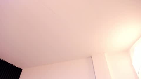 Snapshot of gigiidoll chatting on October 1, 11:05 am Gigi Doll online show from October 1, 11:05 am