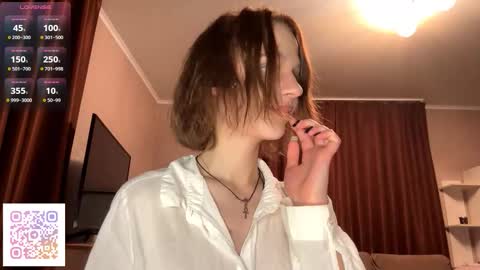 Molly online show from November 29, 7:39 pm