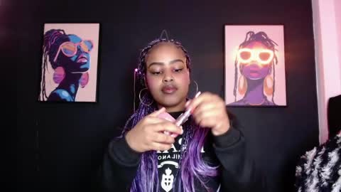 gigimle online show from April 25, 1:36 pm