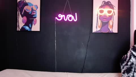 gigimle online show from April 29, 1:48 pm