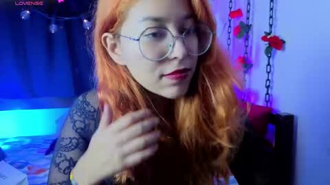 gigimooon online show from June 7, 10:57 pm