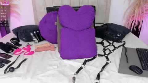 pamela online show from February 3, 2:53 am