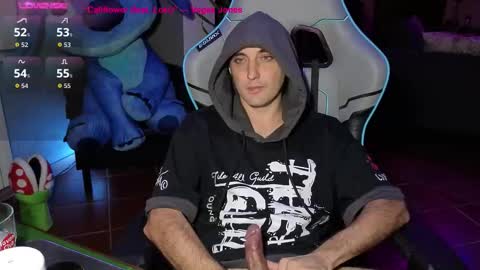 Snapshot of gil_gamesh2nd chatting on September 13, 6:40 pm Mirko online show from September 13, 6:40 pm