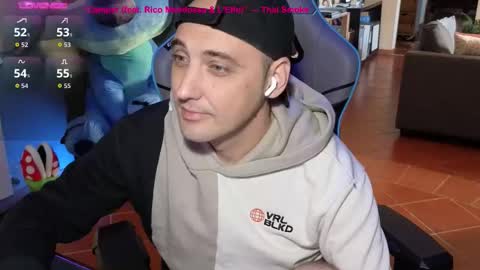 Snapshot of gil_gamesh2nd chatting on October 2, 7:04 am Mirko online show from October 2, 7:04 am