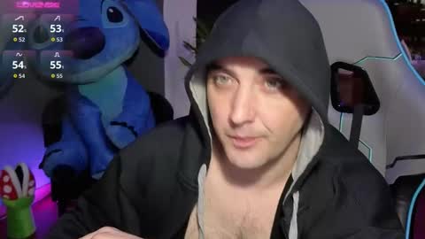 Snapshot of gil_gamesh2nd chatting on November 16, 7:14 am Mirko online show from November 16, 7:14 am