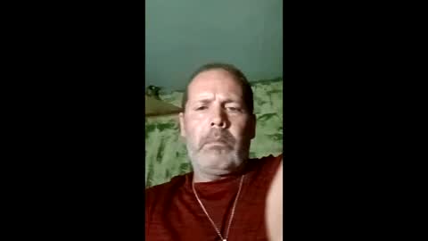 Snapshot of gimedat7412 chatting on April 11, 3:33 am gimedat7412 online show from April 11, 3:33 am