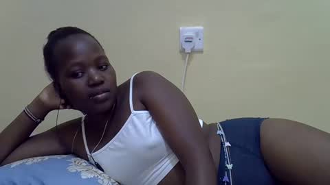 Adiliah online show from February 21, 9:27 pm