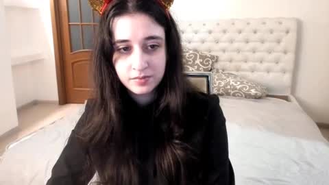 Kate online show from December 19, 2:13 pm