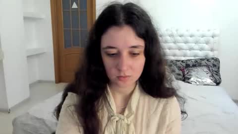 Kate online show from November 14, 9:08 am