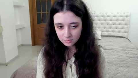 Kate online show from November 29, 9:01 am