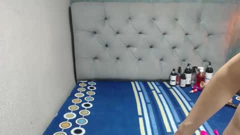 Snapshot of ginasailor chatting on May 20, 6:52 am ginasailor online show from May 20, 6:52 am
