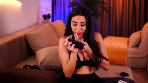 Gina online show from January 30, 3:00 am