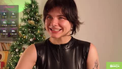 Gina online show from December 16, 4:45 pm