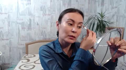 ginaxsoulah   online show from October 5, 10:35 am