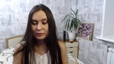 ginaxsoulah   online show from December 3, 6:06 pm