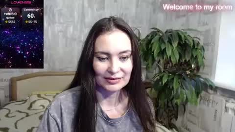 ginaxsoulah   online show from July 6, 3:47 pm