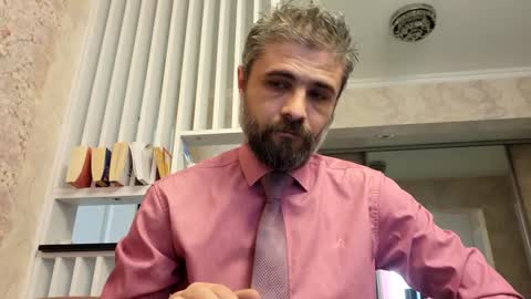 Gabriel online show from February 4, 12:44 pm