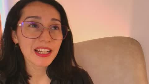 Snapshot of ginevra_esposito chatting on May 5, 12:24 pm Ginn online show from May 5, 12:24 pm