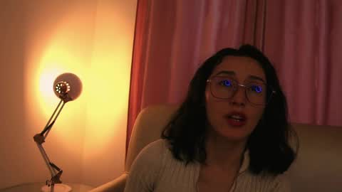 Snapshot of ginevra_esposito chatting on May 29, 12:58 pm Ginn online show from May 29, 12:58 pm