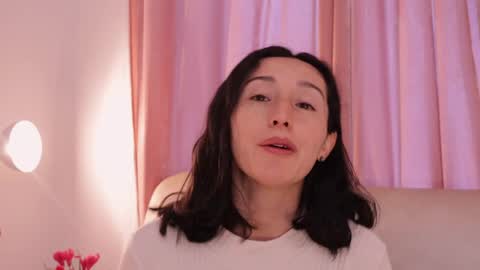 Snapshot of ginevra_esposito chatting on June 3, 12:41 pm Ginn online show from June 3, 12:41 pm