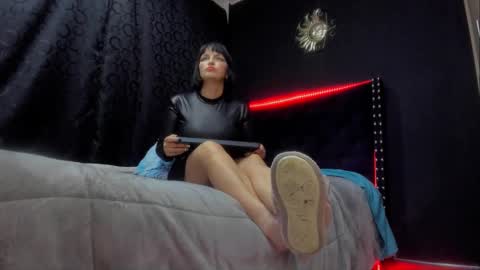 Miss online show from December 21, 11:56 pm