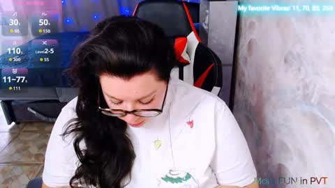 Snapshot of ginger_grayy chatting on July 7, 11:47 am Alexa here online show from July 7, 11:47 am