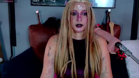 Ginger online show from April 15, 7:58 pm