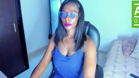 Snapshot of ginger_smil chatting on October 5, 3:10 pm Diana online show from October 5, 3:10 pm