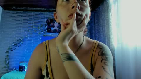 Ginger online show from November 17, 8:25 pm