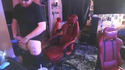 GingerBearCub online show from December 22, 11:11 am
