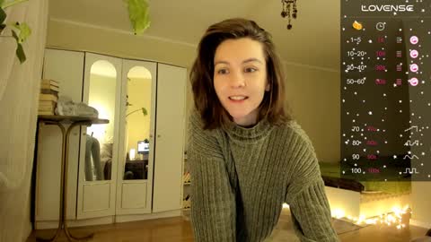 Snapshot of gingerbread__house chatting on December 12, 3:16 pm Vasilisa online show from December 12, 3:16 pm