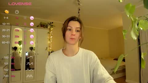 Snapshot of gingerbread__house chatting on November 8, 4:18 pm Vasilisa online show from November 8, 4:18 pm