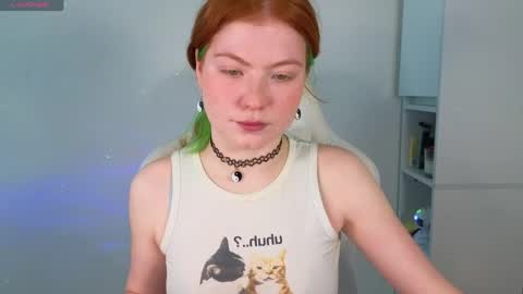 gingercute17 online show from May 6, 6:41 am