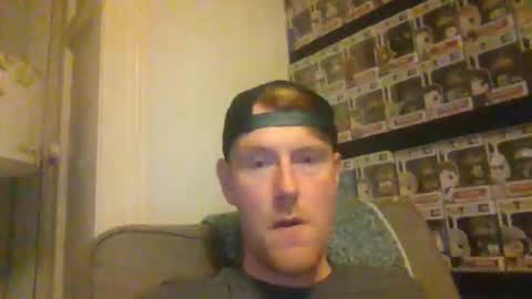 gingerjames90 online show from May 6, 9:31 pm