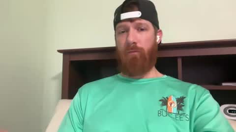 Snapshot of gingermania10 chatting on December 14, 6:41 pm gingermania10 online show from December 14, 6:41 pm