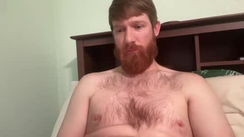 Snapshot of gingermania10 chatting on December 19, 7:40 pm gingermania10 online show from December 19, 7:40 pm