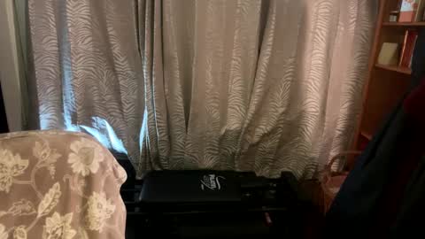 Snapshot of ginny_rose chatting on February 14, 11:10 am Ginny Rose online show from February 14, 11:10 am