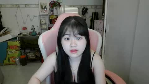 Snapshot of ginnyrosie chatting on March 13, 4:19 am ginnyrosie online show from March 13, 4:19 am