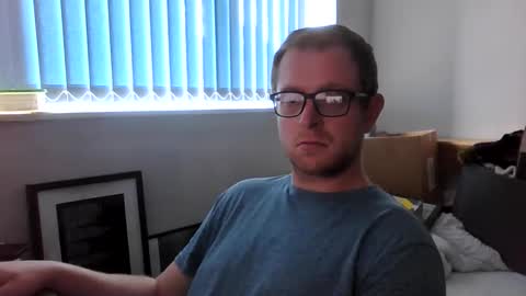 Snapshot of ginwood chatting on May 11, 3:07 pm ginwood online show from May 11, 3:07 pm