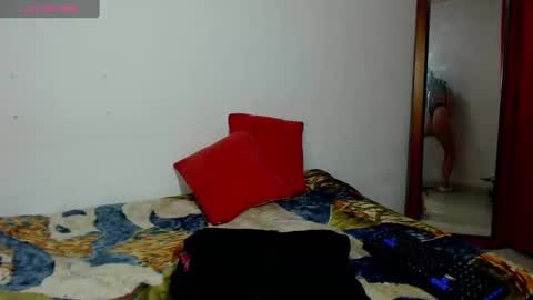 Snapshot of gio_gio44 chatting on December 3, 10:07 pm Giorgia online show from December 3, 10:07 pm